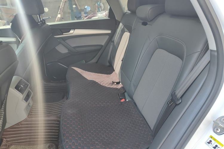 Used Audi Q5L 2018 40 TFSI Prestige Fashion Edition China V Left Rear Seat
