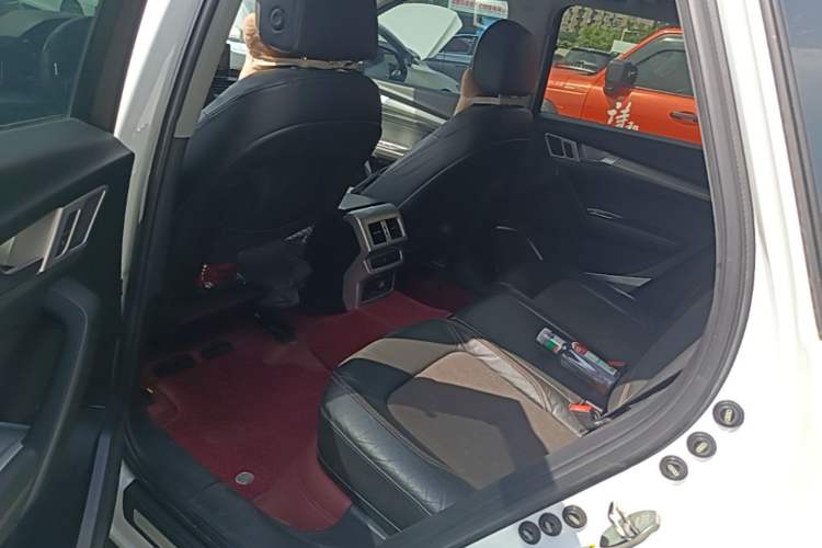 Used Audi Q5L 2018 45 TFSI Prestige Fashion Edition China V Emission Standard Left Rear Seat