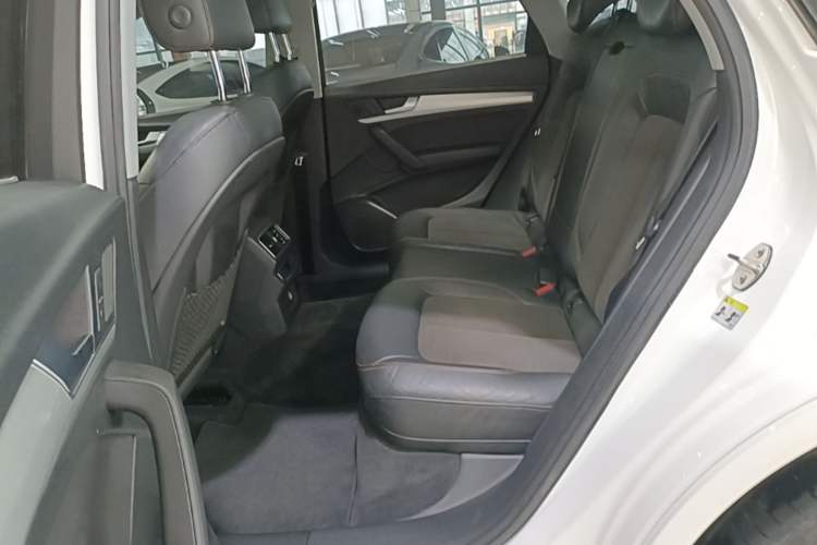 Used Audi Q5L 2018 40 TFSI Prestige Fashion Edition China V Left Rear Seat