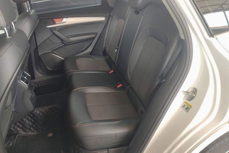 Used Audi Q5L 2018 40 TFSI Prestige Fashion Edition China V Left Rear Seat