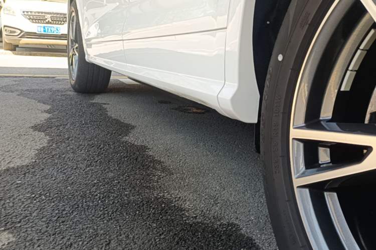 Used Audi Q5L 2018 45 TFSI Prestige Fashion Edition China V Emission Standard Left Side Sill