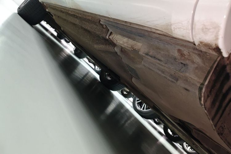Used Audi Q5L 2018 40 TFSI Prestige Fashion Edition China VI Left Side Sill