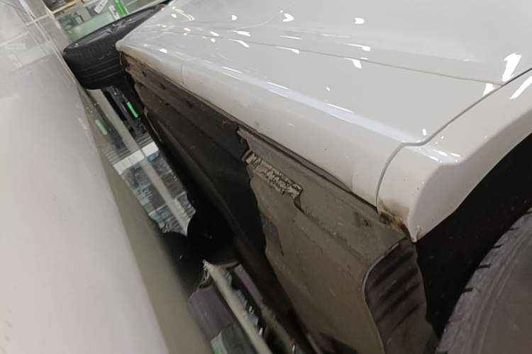Used Audi Q5L 2018 40 TFSI Prestige Fashion Edition China V Left Side Sill