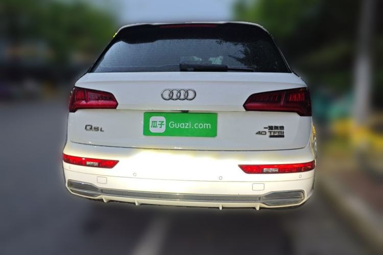 Used Audi Q5L 2018 40 TFSI Prestige Fashion Edition China VI Rear
