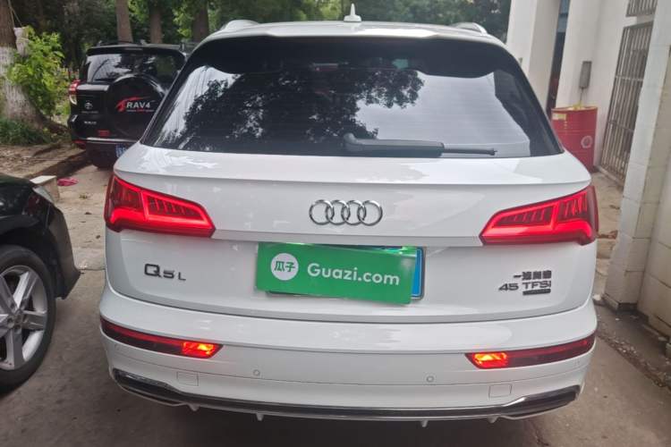 Used Audi Q5L 2018 45 TFSI Prestige Fashion Edition China V Emission Standard Rear