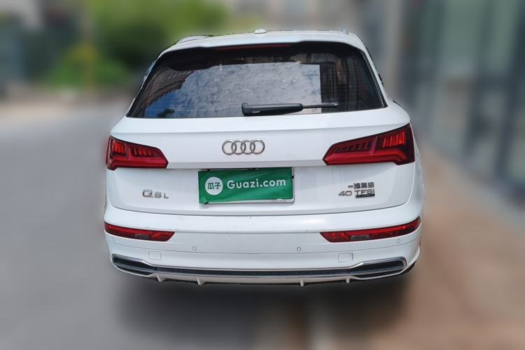 Used Audi Q5L 2018 40 TFSI Prestige Fashion Edition China VI Rear