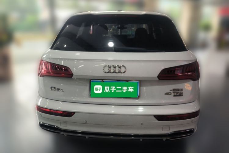 Used Audi Q5L 2018 40 TFSI Prestige Fashion Edition China VI Rear