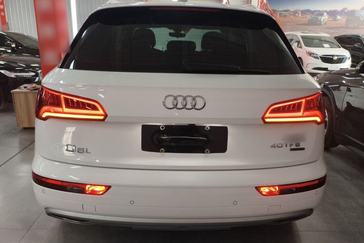 Used Audi Q5L 2018 40 TFSI Prestige Edition China VI Emission Standard Rear