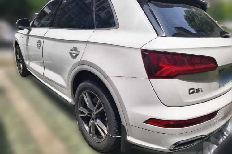 Used Audi Q5L 2018 45 TFSI Prestige Fashion Edition China V Emission Standard Rear Left 45 Deg