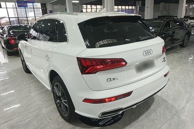 Used Audi Q5L 2018 40 TFSI Prestige Fashion Edition China VI Rear Left 45 Deg