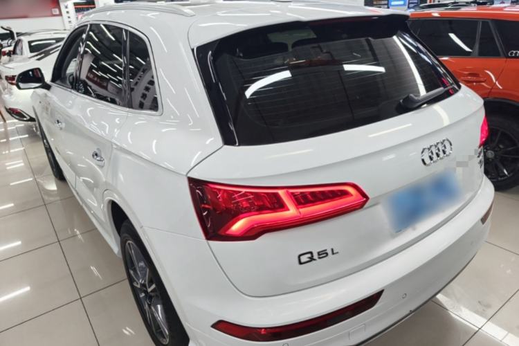 Used Audi Q5L 2018 45 TFSI Prestige Fashion Edition China V Emission Standard Rear Left 45 Deg