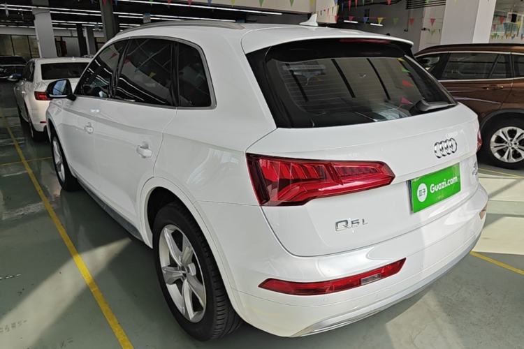 Used Audi Q5L 2018 40 TFSI Prestige Edition China VI Emission Standard Rear Left 45 Deg
