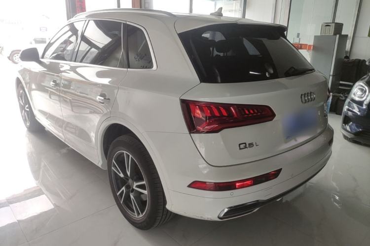 Used Audi Q5L 2018 45 TFSI Prestige Fashion Edition China V Emission Standard Rear Left 45 Deg