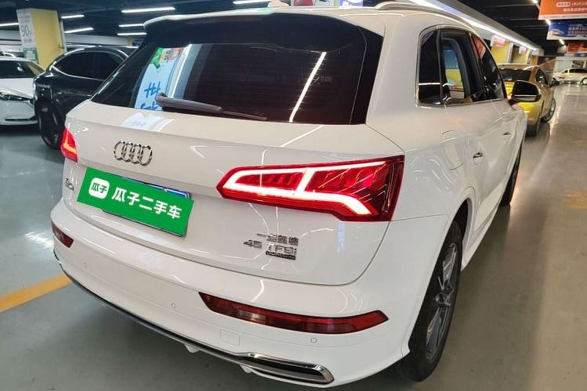 Used Audi Q5L 2018 45 TFSI Prestige Fashion Edition China V Emission Standard Rear Right 45 Deg