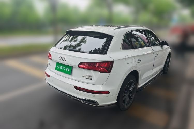 Used Audi Q5L 2018 40 TFSI Prestige Fashion Edition China VI Rear Right 45 Deg