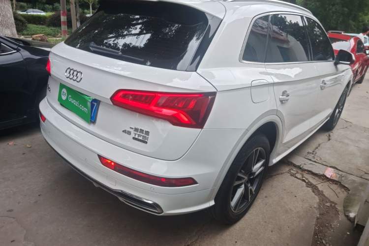 Used Audi Q5L 2018 45 TFSI Prestige Fashion Edition China V Emission Standard Rear Right 45 Deg