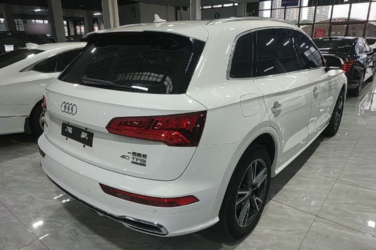 Used Audi Q5L 2018 40 TFSI Prestige Fashion Edition China VI Rear Right 45 Deg