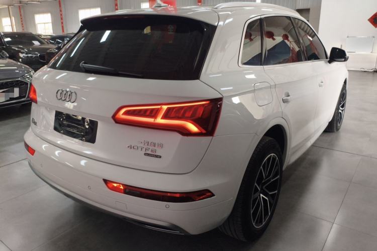 Used Audi Q5L 2018 40 TFSI Prestige Edition China VI Emission Standard Rear Right 45 Deg