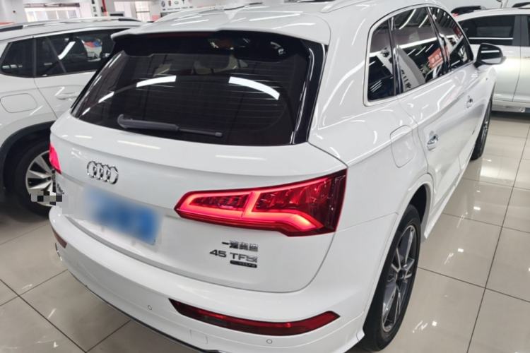 Used Audi Q5L 2018 45 TFSI Prestige Fashion Edition China V Emission Standard Rear Right 45 Deg