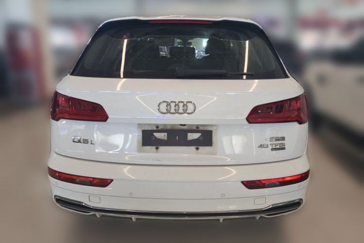 Used Audi Q5L 2018 40 TFSI Prestige Fashion Edition China VI Rear