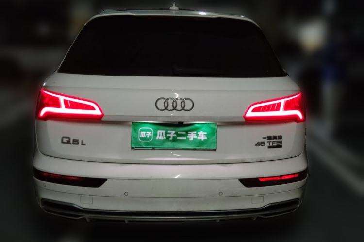 Used Audi Q5L 2018 45 TFSI Prestige Fashion Edition China VI Emission Standard Rear