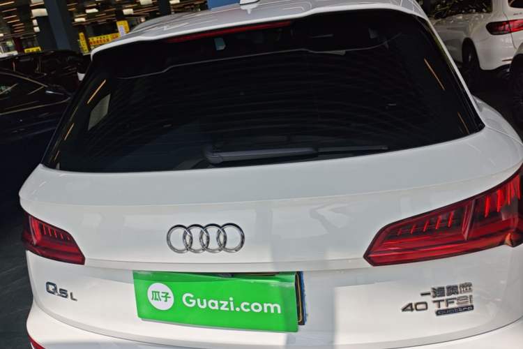 Used Audi Q5L 2018 40 TFSI Prestige Fashion Edition China VI Rear