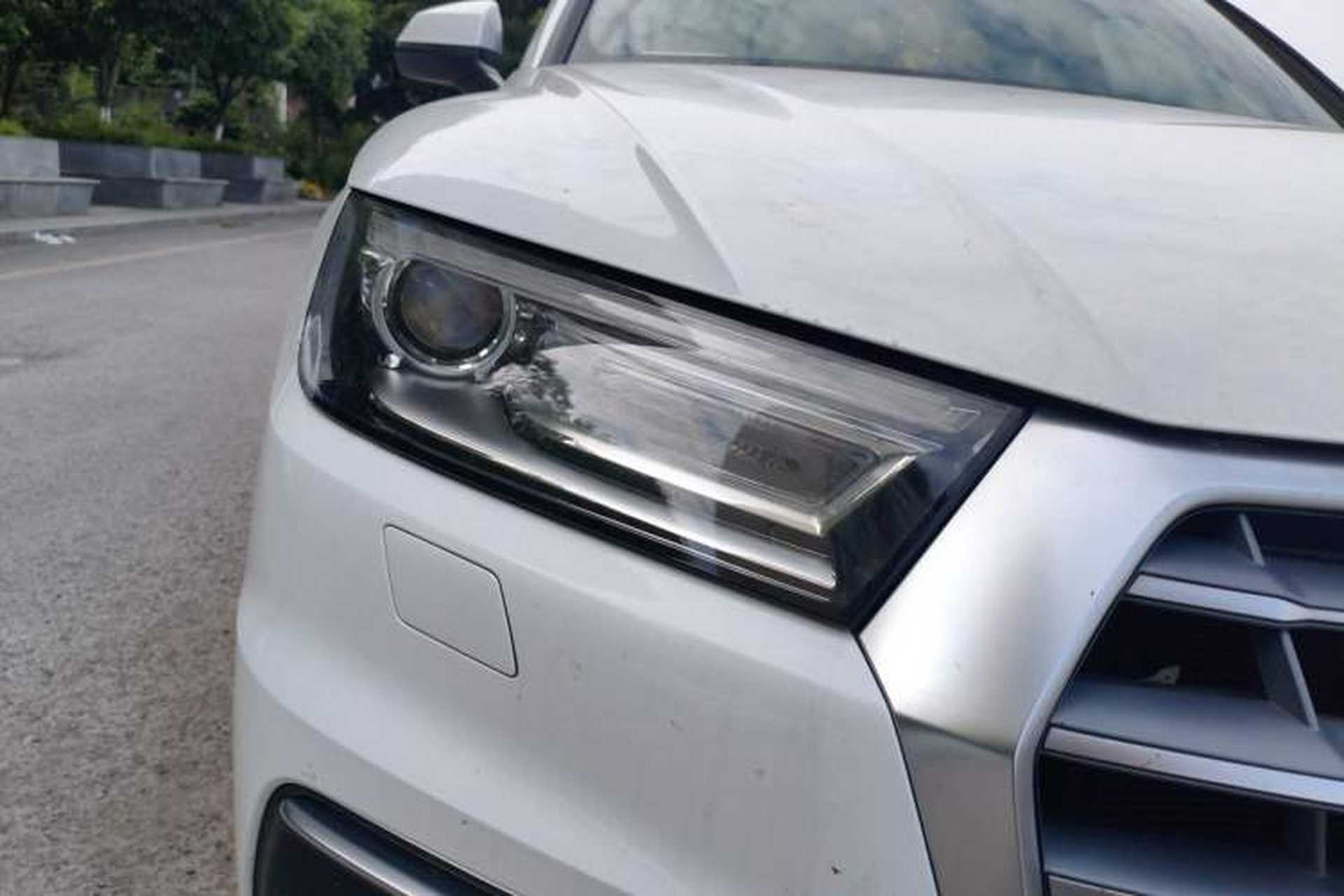 Used Audi Q5L 2018 40 TFSI Prestige Edition China VI Emission Standard Right Front Headlight