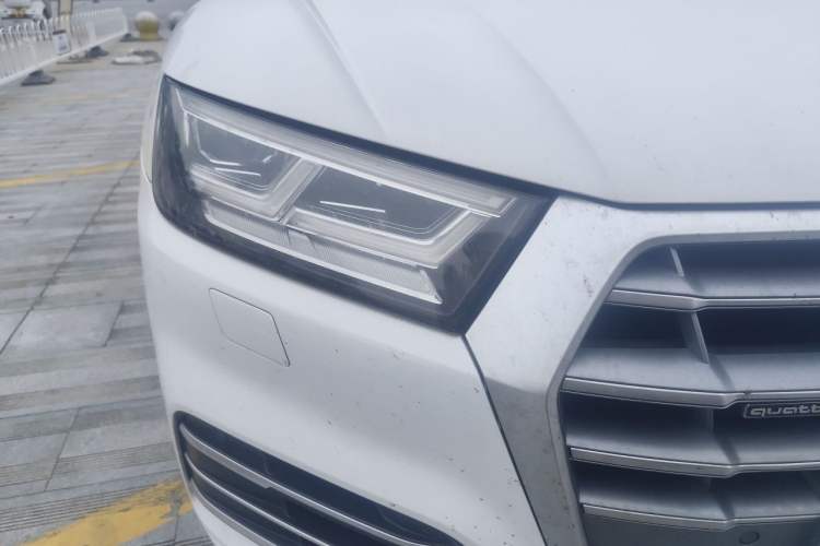 Used Audi Q5L 2018 40 TFSI Prestige Fashion Edition China V Right Front Headlight