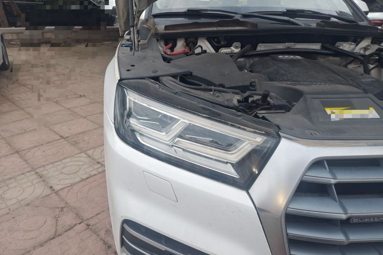 Used Audi Q5L 2018 40 TFSI Prestige Fashion Edition China V Right Front Headlight