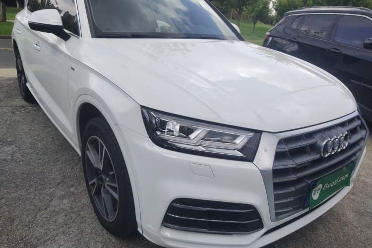 Used Audi Q5L 2018 40 TFSI Prestige Fashion Edition China VI Right Front Headlight