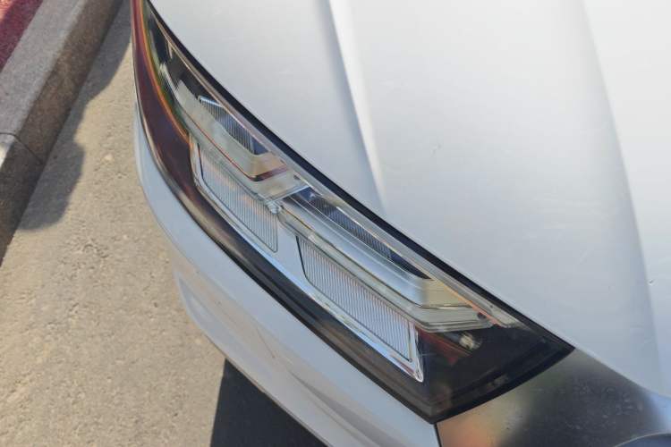 Used Audi Q5L 2018 45 TFSI Prestige Fashion Edition China V Emission Standard Right Front Headlight