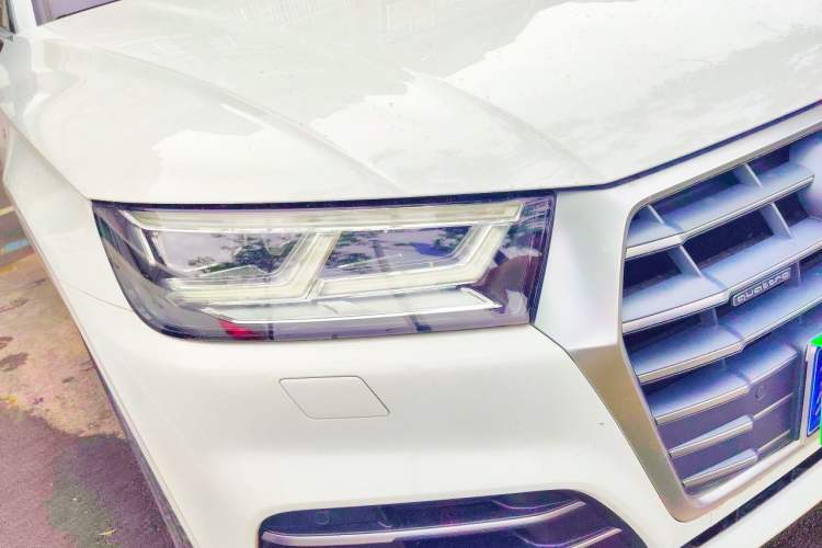 Used Audi Q5L 2018 40 TFSI Prestige Fashion Edition China VI Right Front Headlight