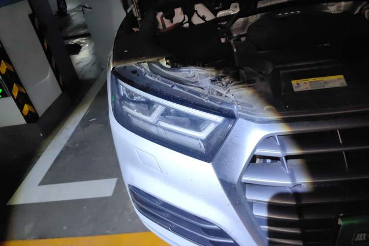 Used Audi Q5L 2018 40 TFSI Prestige Fashion Edition China V Right Front Headlight
