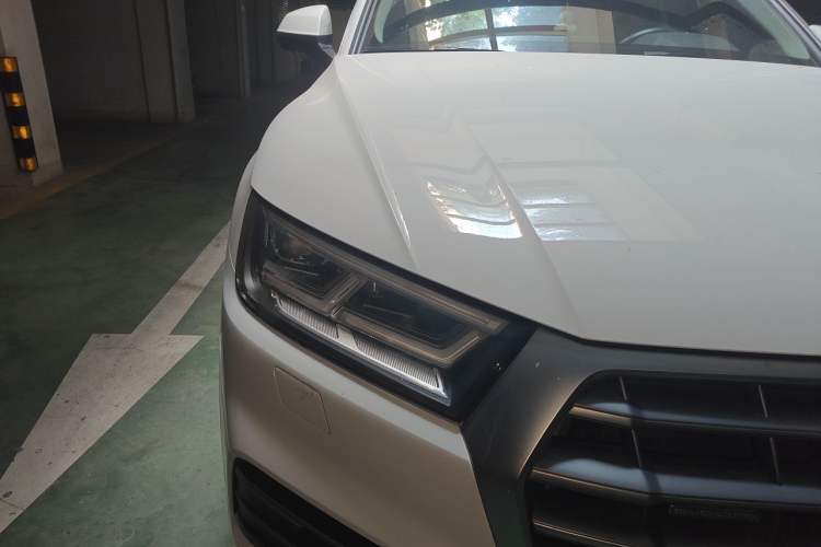 Used Audi Q5L 2018 40 TFSI Prestige Fashion Edition China VI Right Front Headlight