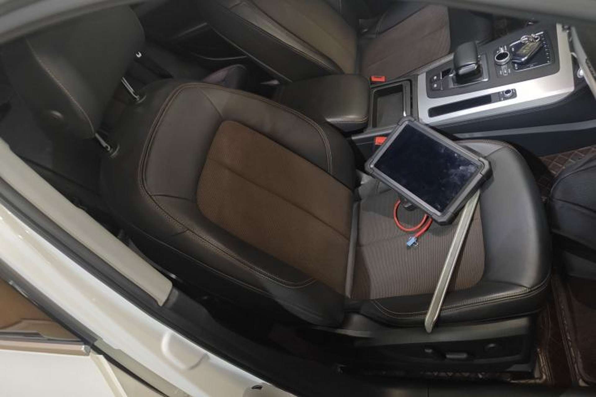 Used Audi Q5L 2018 40 TFSI Prestige Fashion Edition China VI Right Front Seat