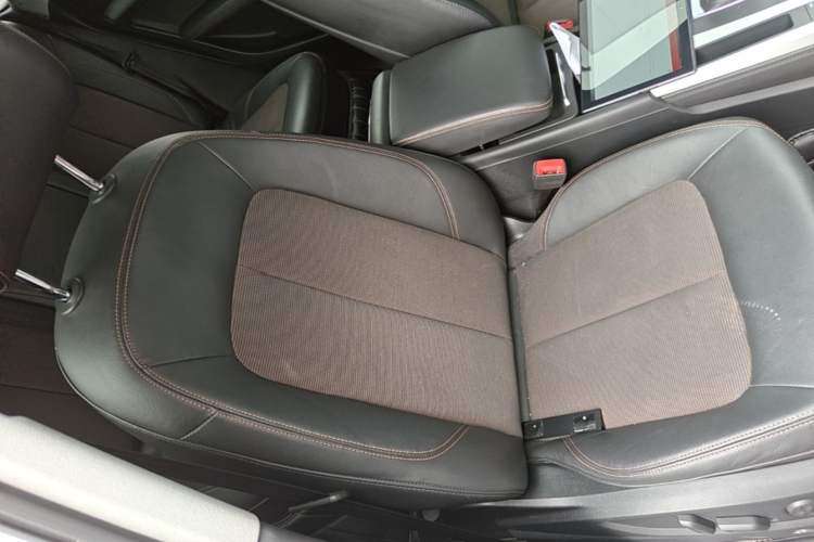 Used Audi Q5L 2018 40 TFSI Prestige Fashion Edition China V Right Front Seat