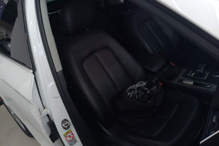 Used Audi Q5L 2018 40 TFSI Prestige Edition China V Right Front Seat