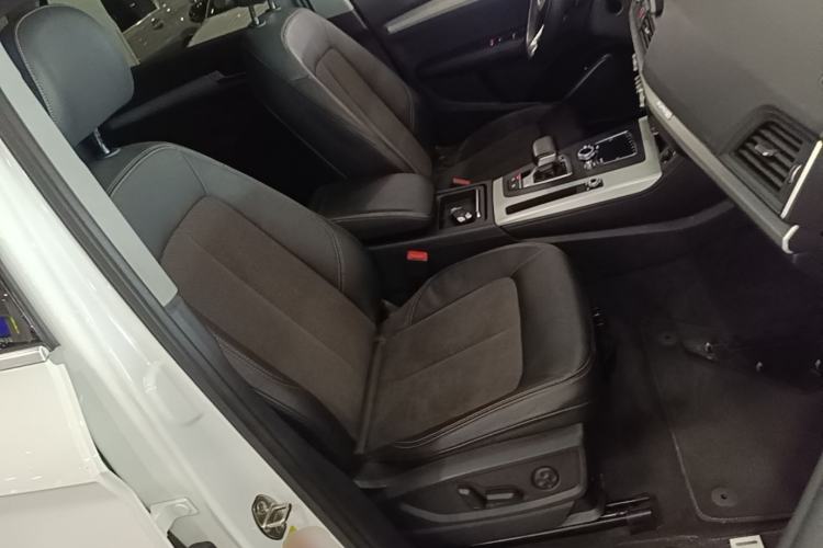 Used Audi Q5L 2018 40 TFSI Prestige Fashion Edition China V Right Front Seat