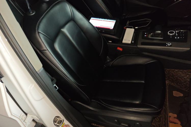 Used Audi Q5L 2018 40 TFSI Prestige Edition China V Right Front Seat