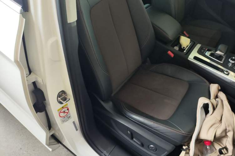 Used Audi Q5L 2018 45 TFSI Prestige Fashion Edition China V Emission Standard Right Front Seat
