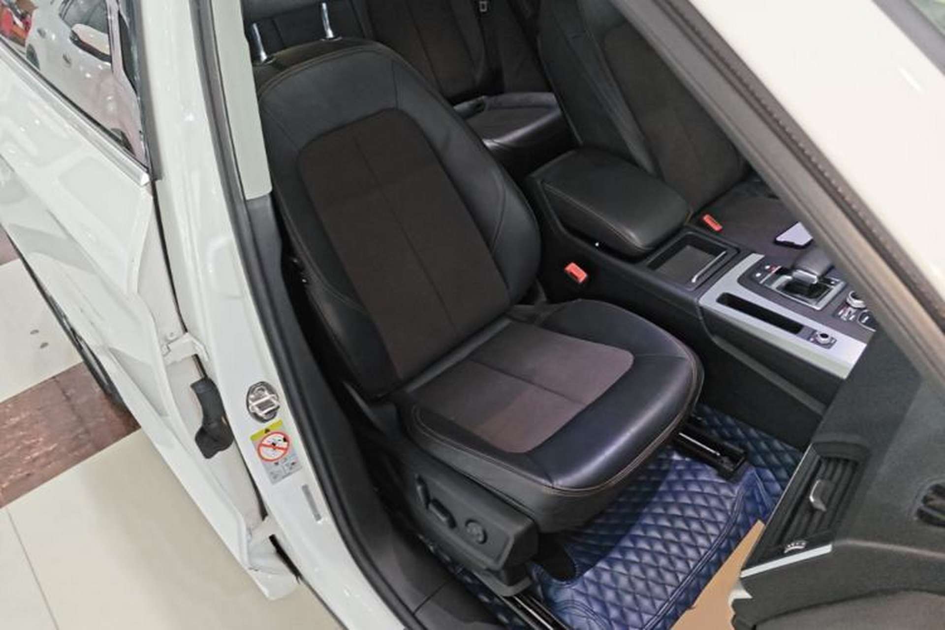 Used Audi Q5L 2018 40 TFSI Prestige Fashion Edition China V Right Front Seat