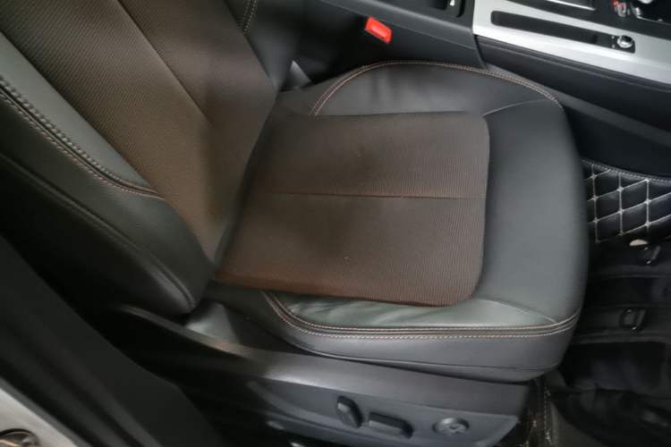 Used Audi Q5L 2018 40 TFSI Prestige Fashion Edition China V Right Front Seat