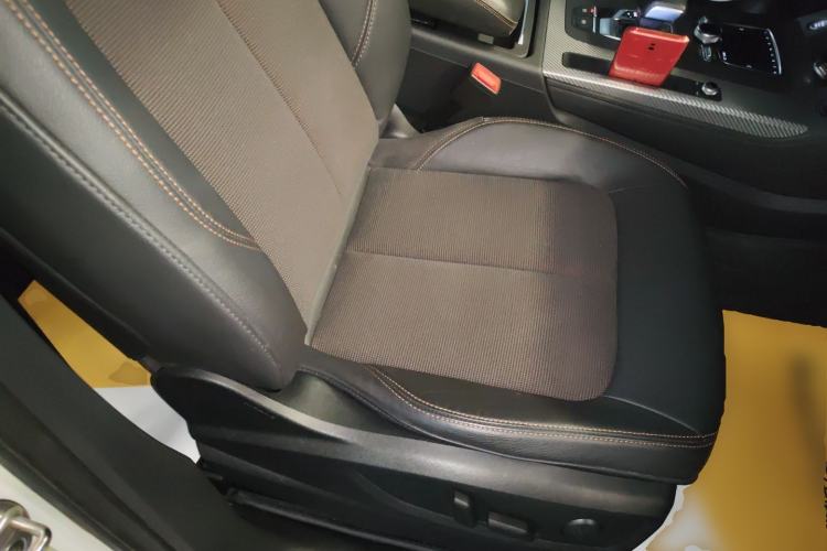 Used Audi Q5L 2018 45 TFSI Prestige Fashion Edition China VI Emission Standard Right Front Seat