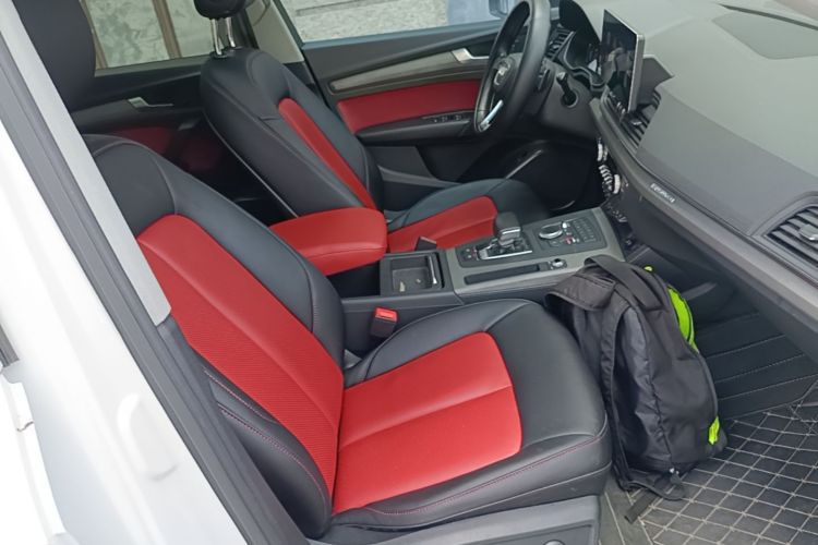 Used Audi Q5L 2018 40 TFSI Prestige Edition China V Right Front Seat