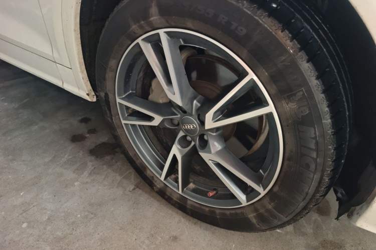 Used Audi Q5L 2018 45 TFSI Prestige Fashion Edition China VI Emission Standard Right Front Wheel Hub