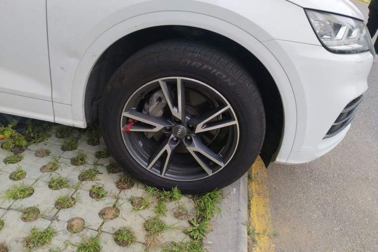 Used Audi Q5L 2018 40 TFSI Prestige Fashion Edition China V Right Front Wheel Hub