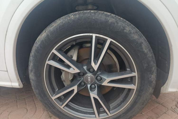 Used Audi Q5L 2018 40 TFSI Prestige Fashion Edition China V Right Front Wheel Hub