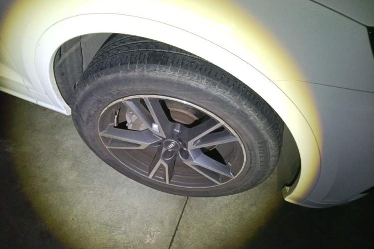 Used Audi Q5L 2018 45 TFSI Prestige Fashion Edition China VI Emission Standard Right Front Wheel Hub
