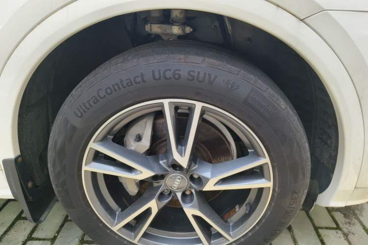 Used Audi Q5L 2018 45 TFSI Prestige Fashion Edition China V Emission Standard Right Front Wheel Hub