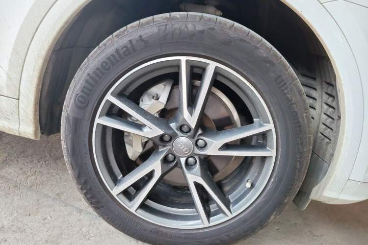 Used Audi Q5L 2018 40 TFSI Prestige Fashion Edition China V Right Front Wheel Hub